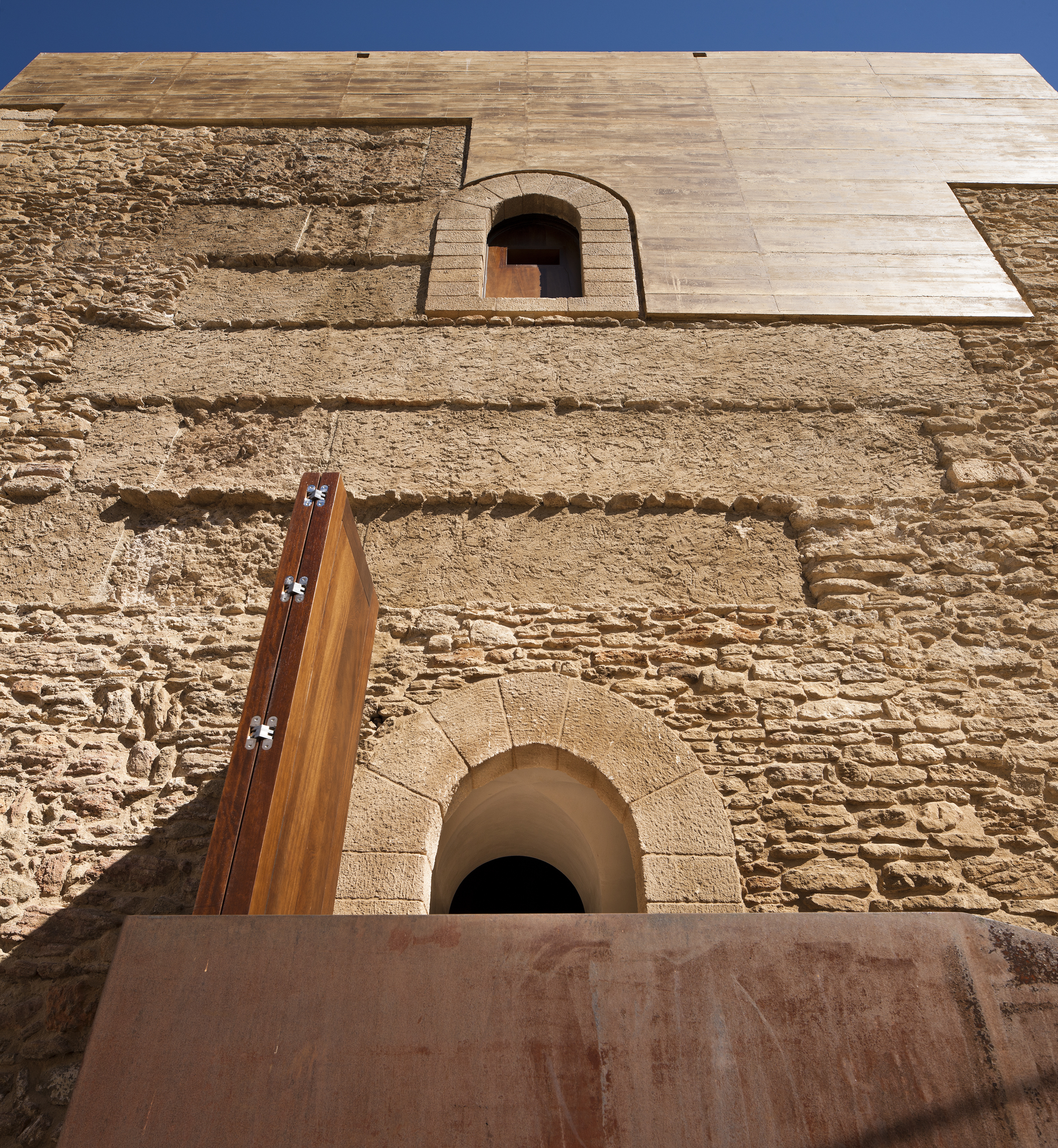 7754 TORRE DEL HOMENAJE EN SETENIL DE LAS BODEGAS. CADIZ