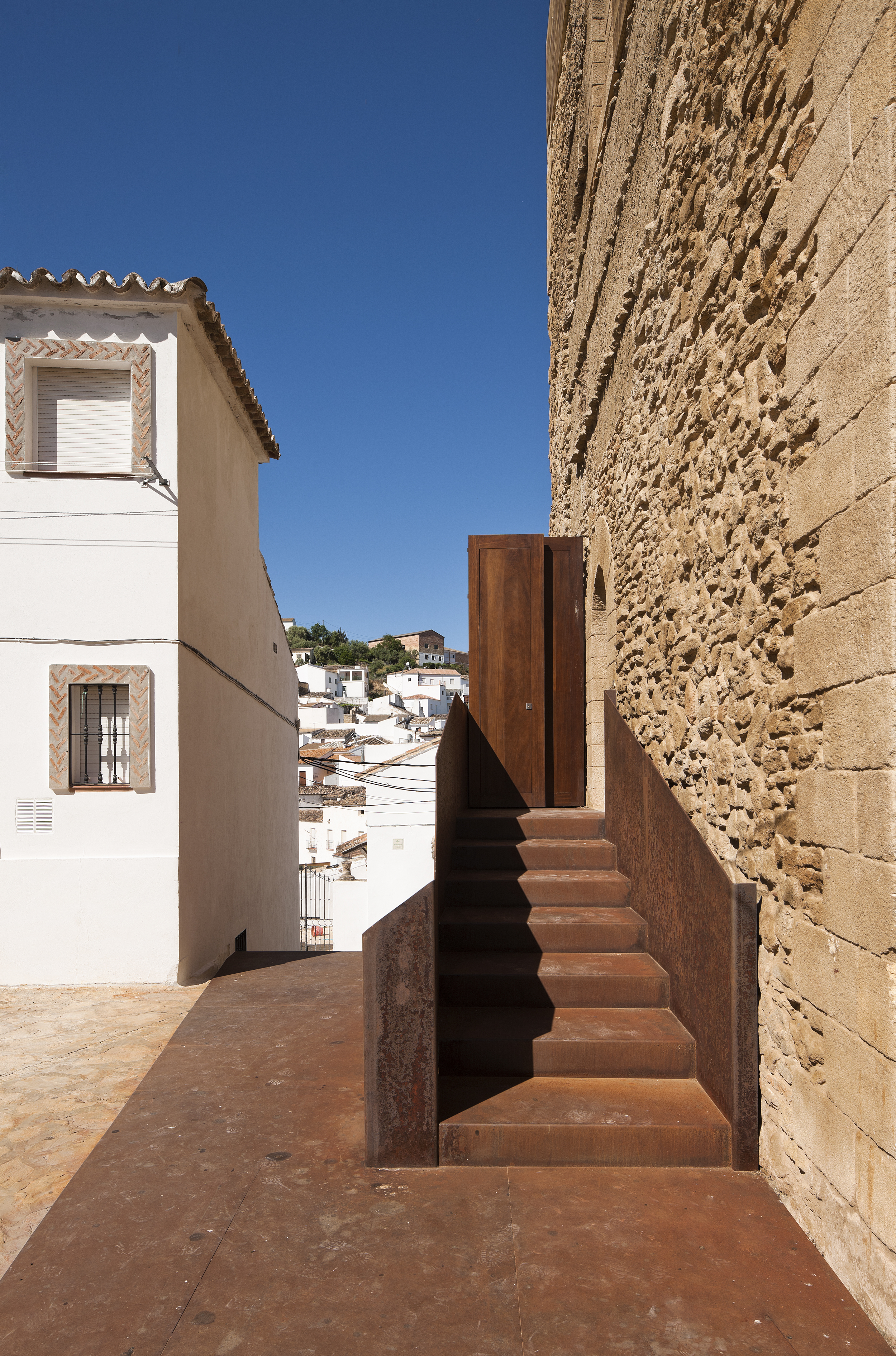 7754 TORRE DEL HOMENAJE EN SETENIL DE LAS BODEGAS. CADIZ